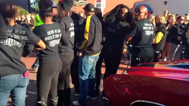 University-of-Missouri-Mizzou-Time-Wolfe-Car-Parade-Black-Students